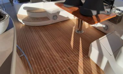 ferrr13 em projeto de piso teka para embarcação — Zimarine
