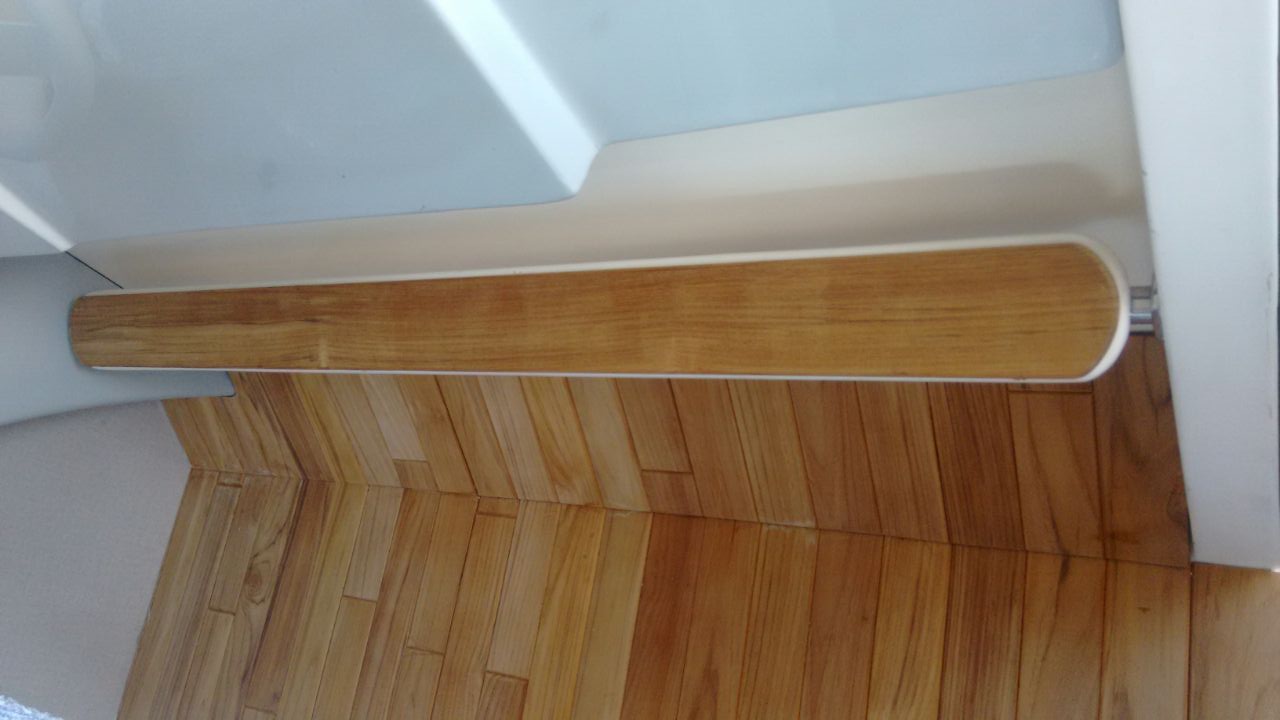 detalhe do projeto de piso teka para embarcação — Zimarine
